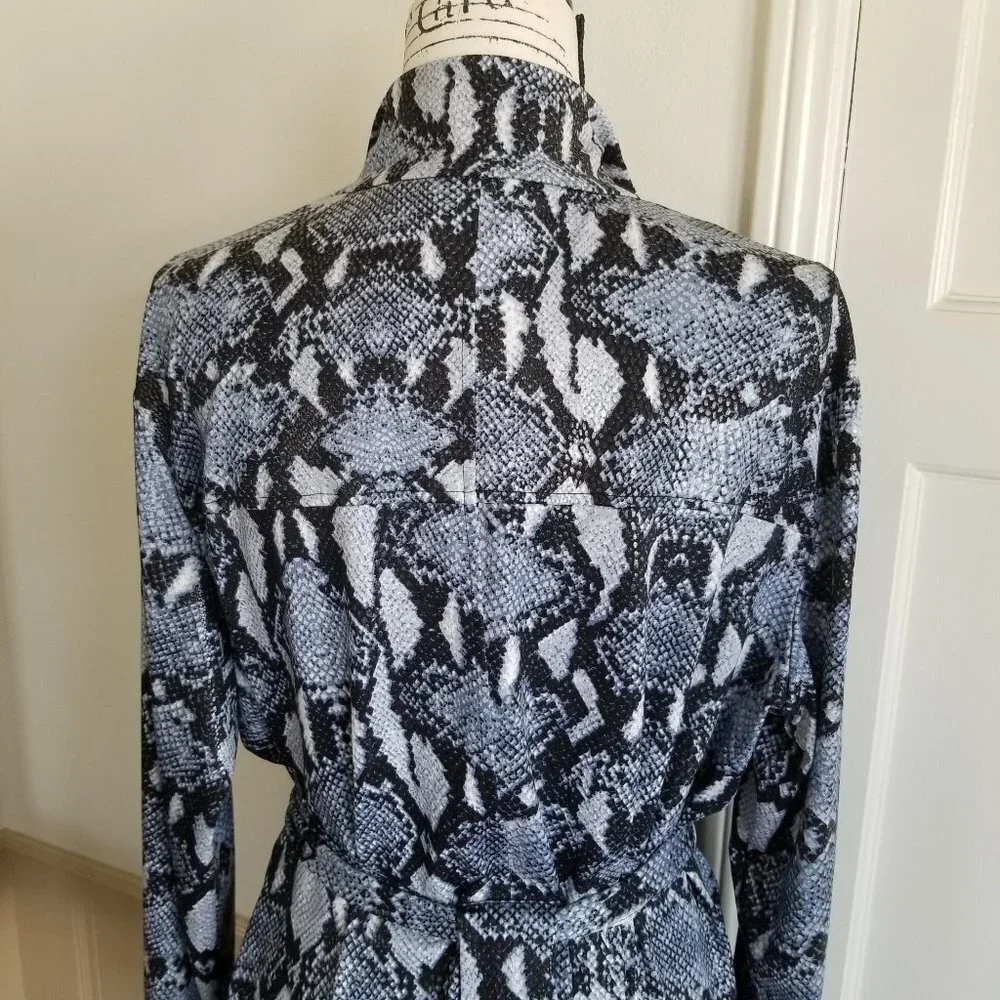 Chico's Snakeskin Pattern Zip Jacket with Tie